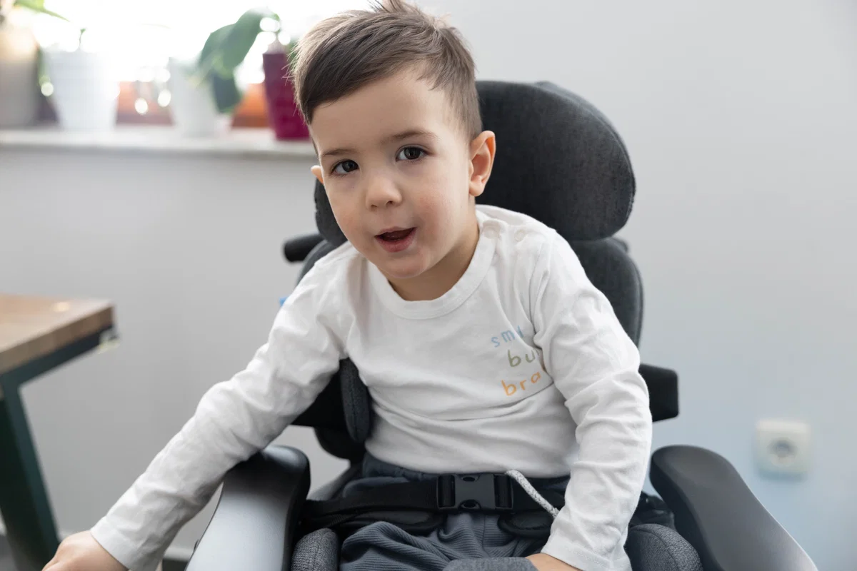 Društvo Viljem Julijan z dobrodelno akcijo v zbiranje 600.000 evrov za triletnega Aleksa 