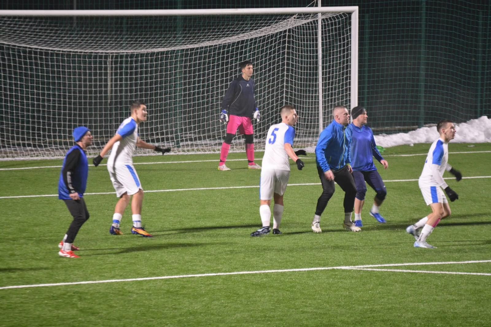 Okrepljena članska ekipa NŠ Slovenj Gradec začela s pripravami