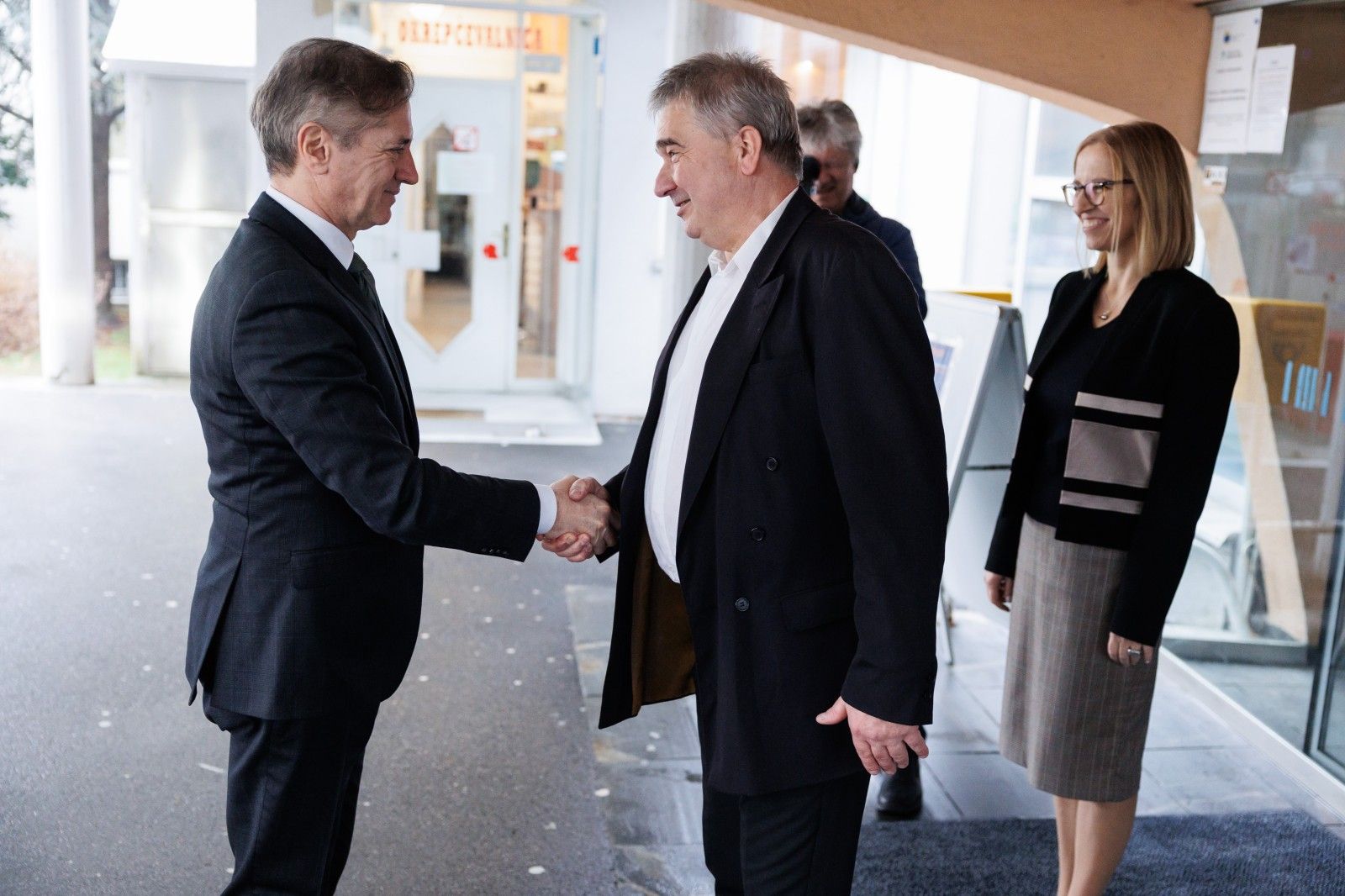 Ob obisku Vlade v ospredju naložbe v zdravstvo in boljšo zdravstveno oskrbo