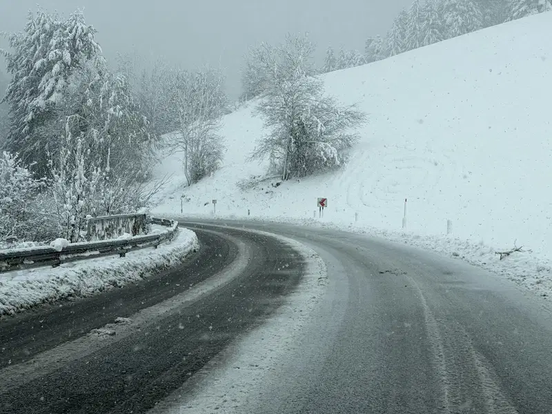 Na Koroškem smo se zbudili v zasneženo jutro