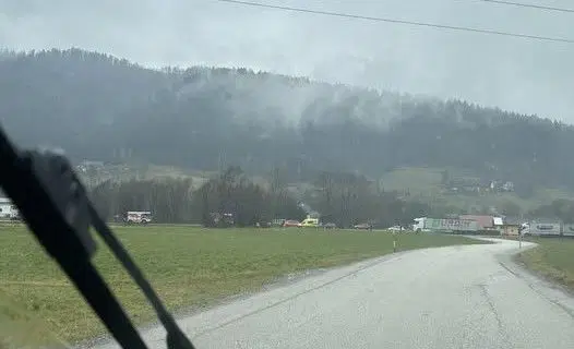 Previdno: Prišlo je do prometne nesreče v Pamečah