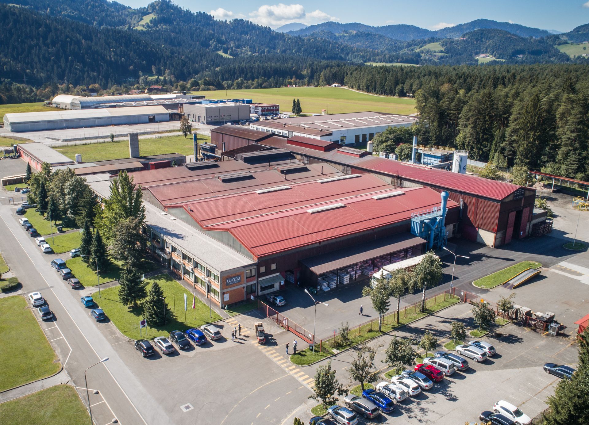 Pridružite se globalnemu voditelju v industriji jeklenih abrazivov kot kontrolor