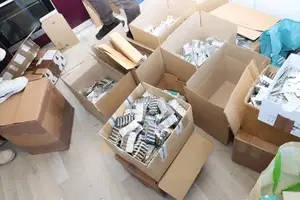 (VIDEO) Na Štajerskem razbili mednarodno kriminalno združbo: Zaseženih milijon kosov zdravil