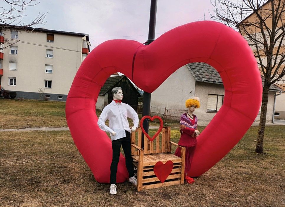 Februar na Muti v znamenju ljubezni in navihanosti