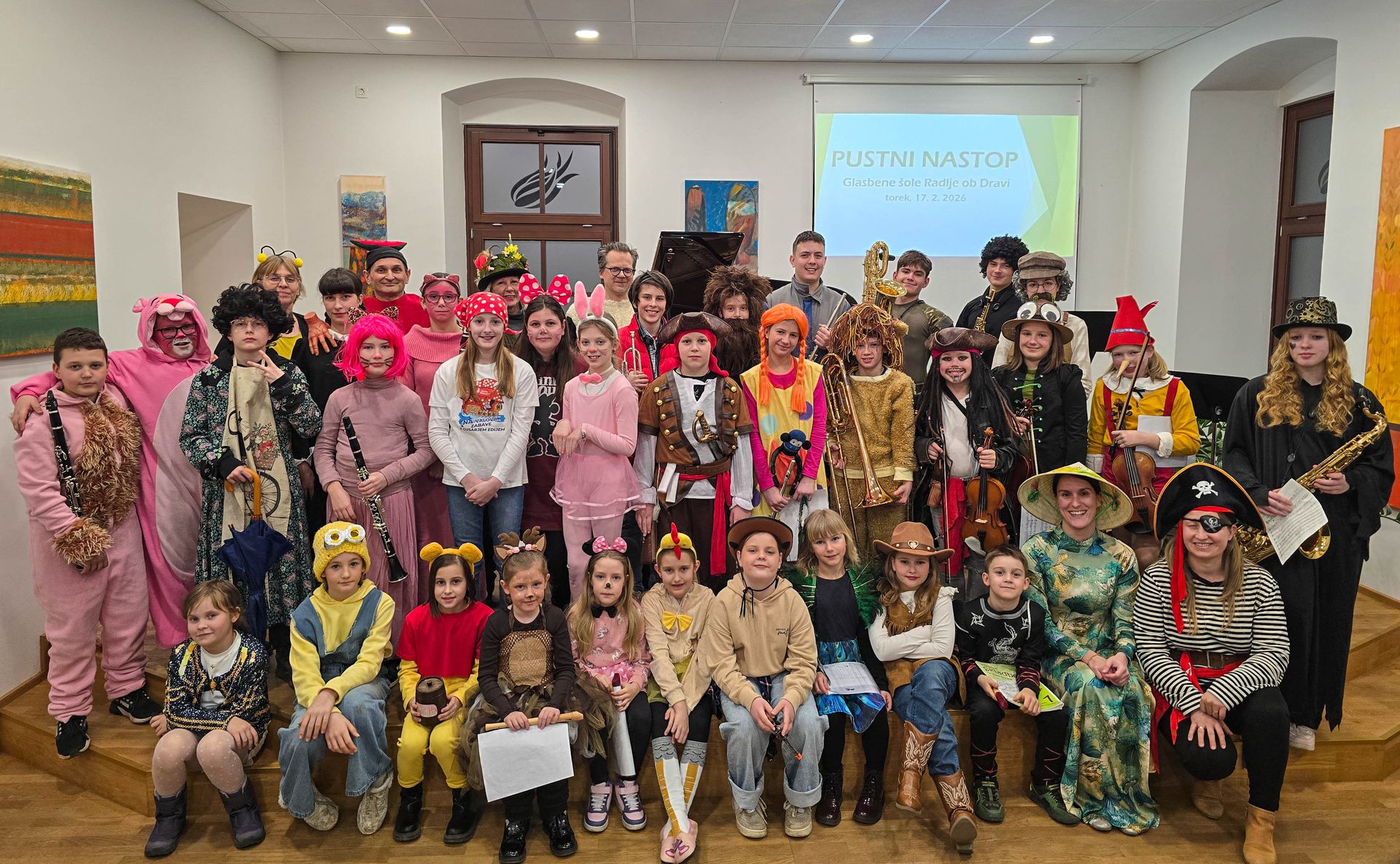 Maškare, nastopi in obisk tria Misterioso zaznamovali februar na Glasbeni šoli Radlje