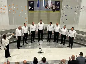 Navdušujoč začetek 62. revije odraslih pevskih zborov, danes na vrsti drugi del 