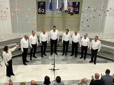 Navdušujoč začetek 62. revije odraslih pevskih zborov, danes na vrsti drugi del 