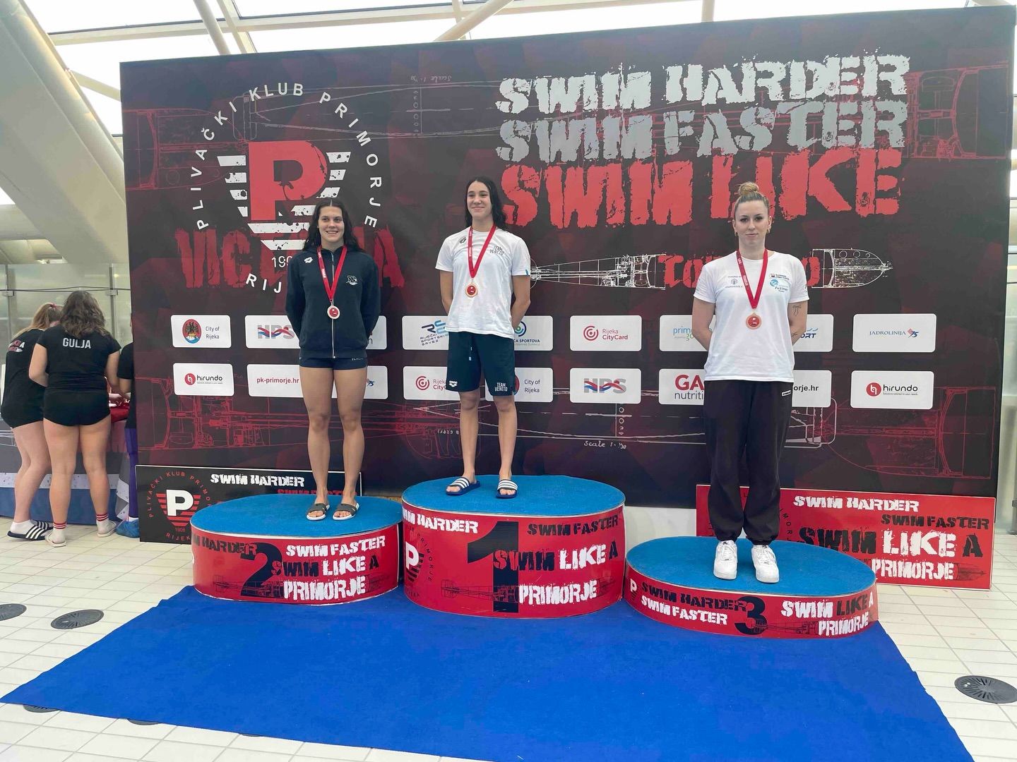 Plavalni klub Fužinar uspešen na močnem mednarodnem mitingu Victoria 2026