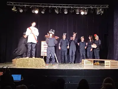 Premiera družbene satire Živalska farma vam bo dala misliti v Vuzenici