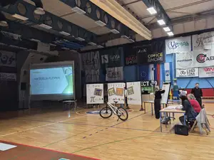 Rekordnih 251 decimalk: Viktorija Plevnik zmagovalka tekmovanja števila π Druge OŠ SG