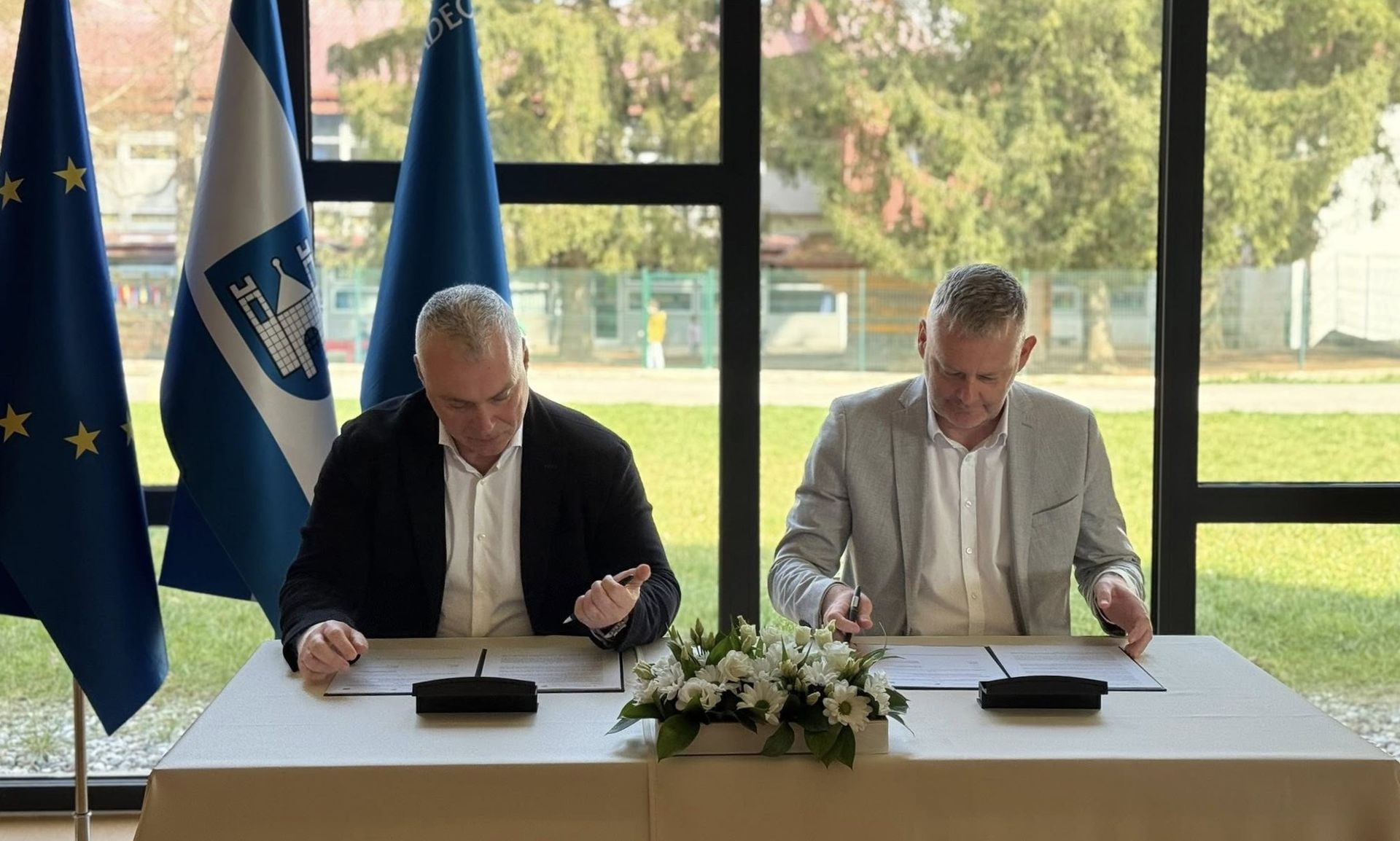 (FOTO) Pomembna naložba v šolstvo MOSG: Gradnja telovadnice pri Tretji OŠ se začne še letos