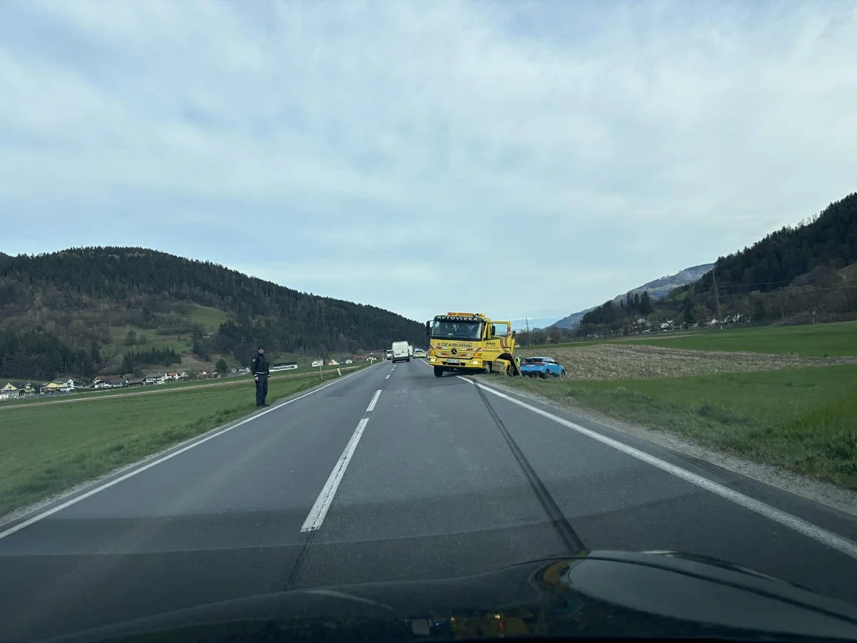 Previdno: V Dravogradu je prišlo do prometne nesreče 