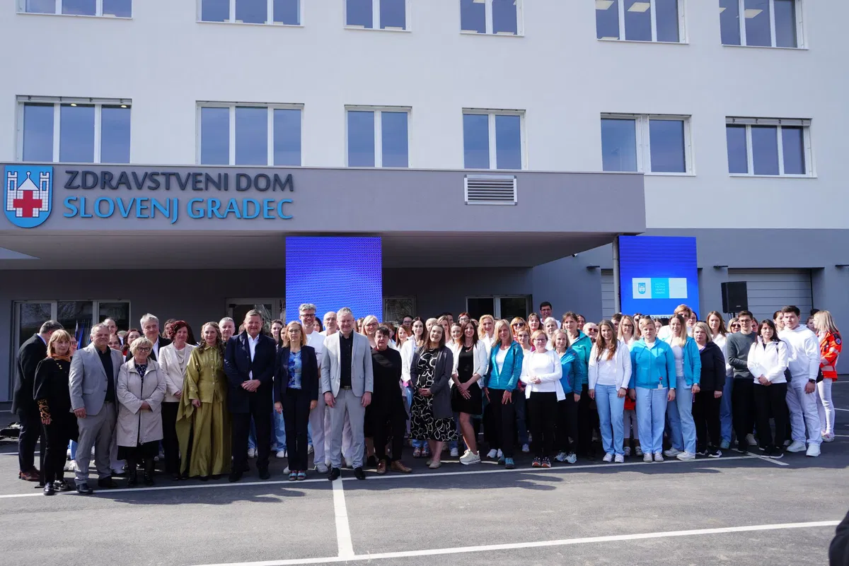 (VIDEO in FOTO) Slovenj Gradec otvoril nov prizidek k zdravstvenemu domu