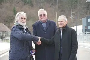 (VIDEO in FOTO) Na Prevaljah slovesno odprli nov most pri Petrolu