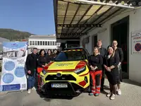 Pomembna pridobitev za ZD Ravne: Novo vozilo za dežurnega zdravnika