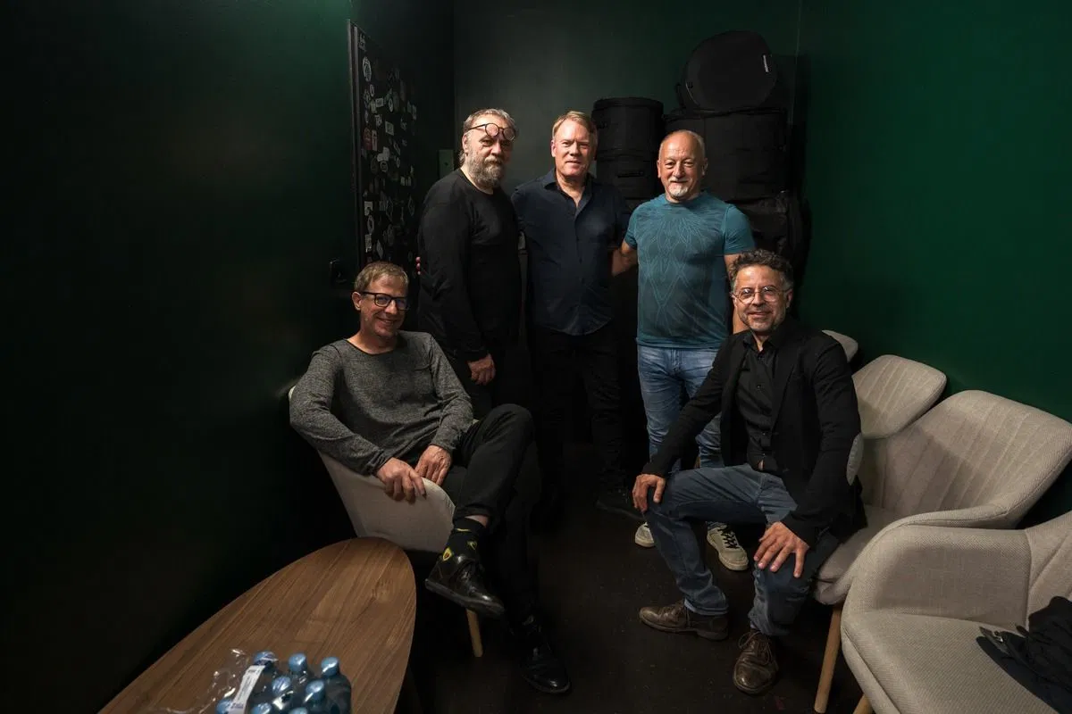 (FOTO) Chris Eckman Trio navdušil na koncertu Abonma Jazz Ravne