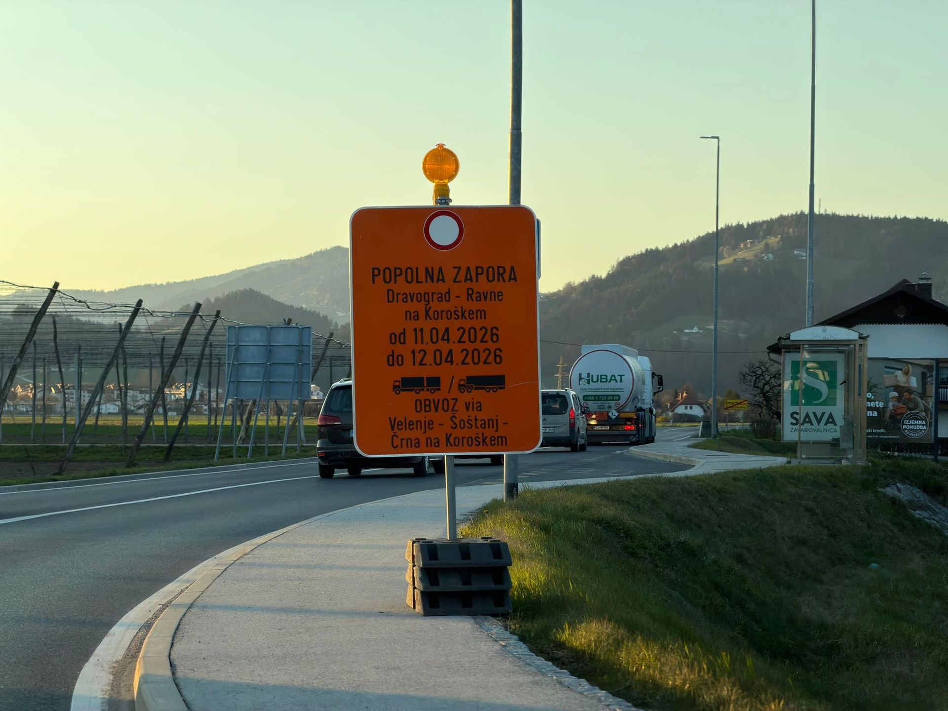 Med vikendi popolna zapora ceste Ravne - Dravograd vse do sredine junija