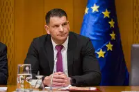 S potrditvijo poslanskih mandatov ustanovljen deseti sklic DZ, Stevanović kandidat za predsednika DZ