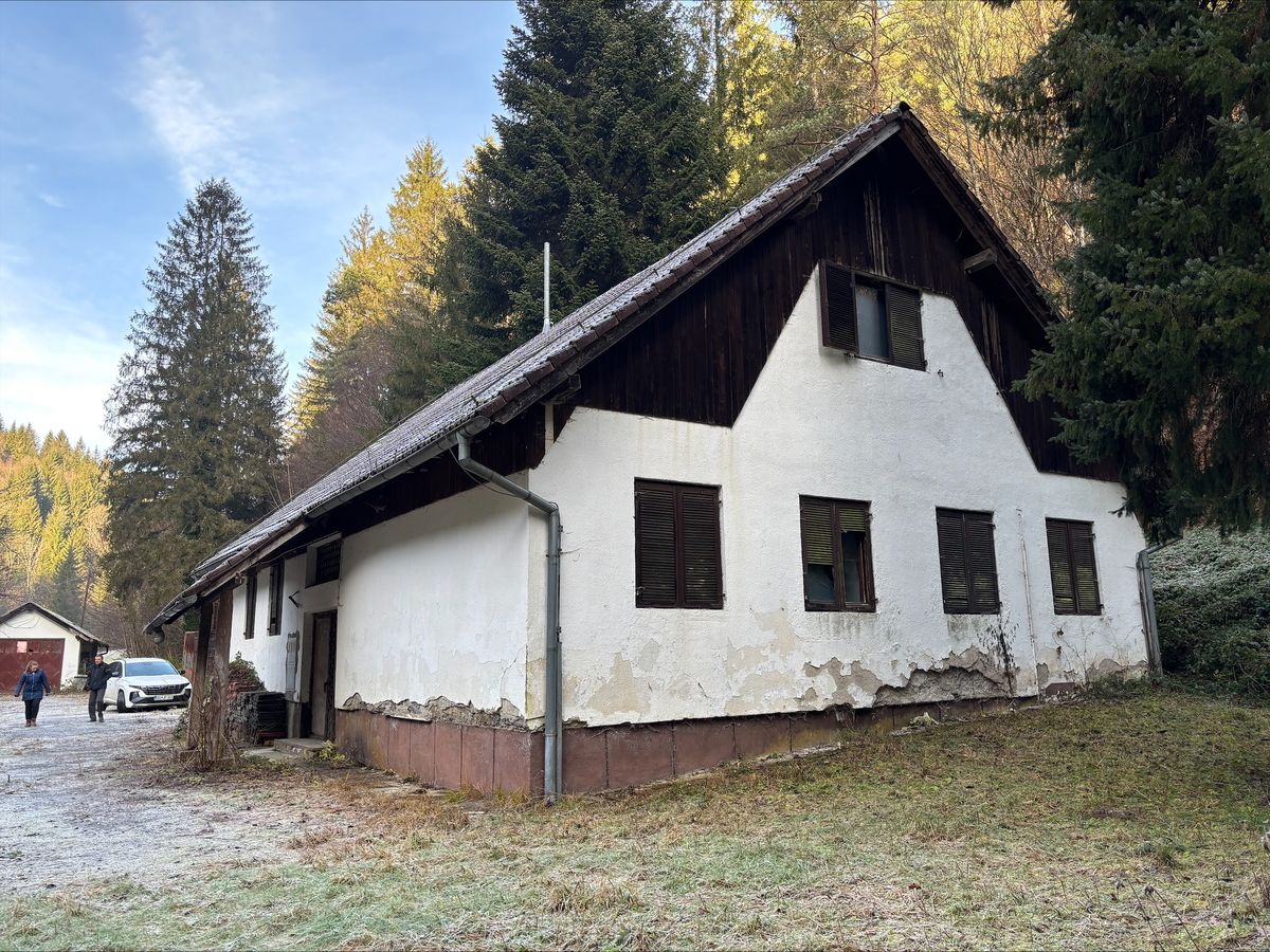 Občina Muta v obnovo nekdanje karavle v Bistriškem jarku 