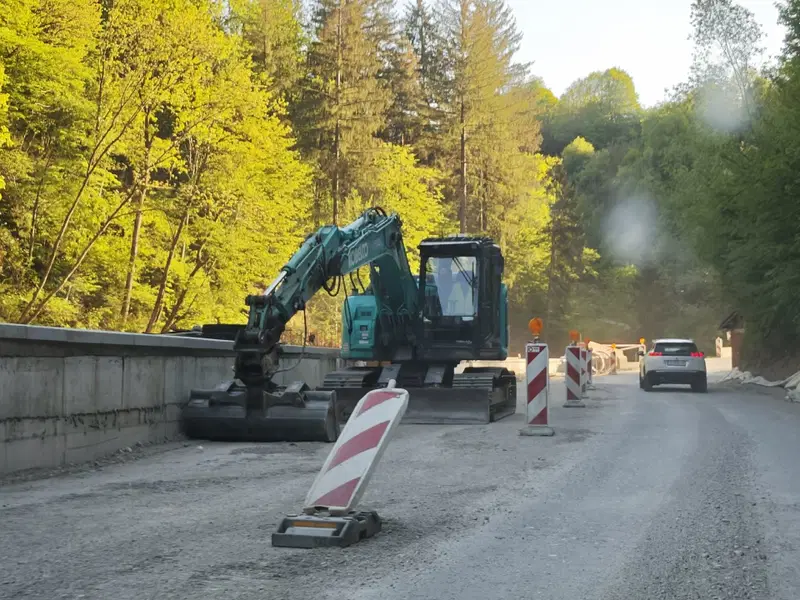 DRSI: V podpisovanju aneks za podaljšanje roka izvedbe del na cesti Ravne - Dravograd