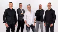 (VIDEO) Okejevci predstavljajo novo polko "Poredna natakar'ca"
