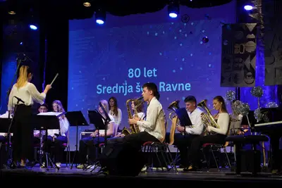 (VIDEO in FOTO) Srednja šola Ravne obeležila 80 let delovanja