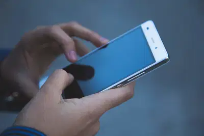 Ste prejeli SMS sporočilo o prometnem prekršku? Gre za prevaro! #FOTO