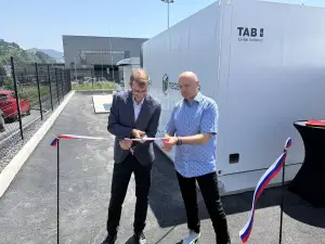  Ravne na Koroškem v Dobji vasi dobile največji baterijski hranilnik v regiji