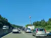 Pred nami vroč in prometno gost vikend 