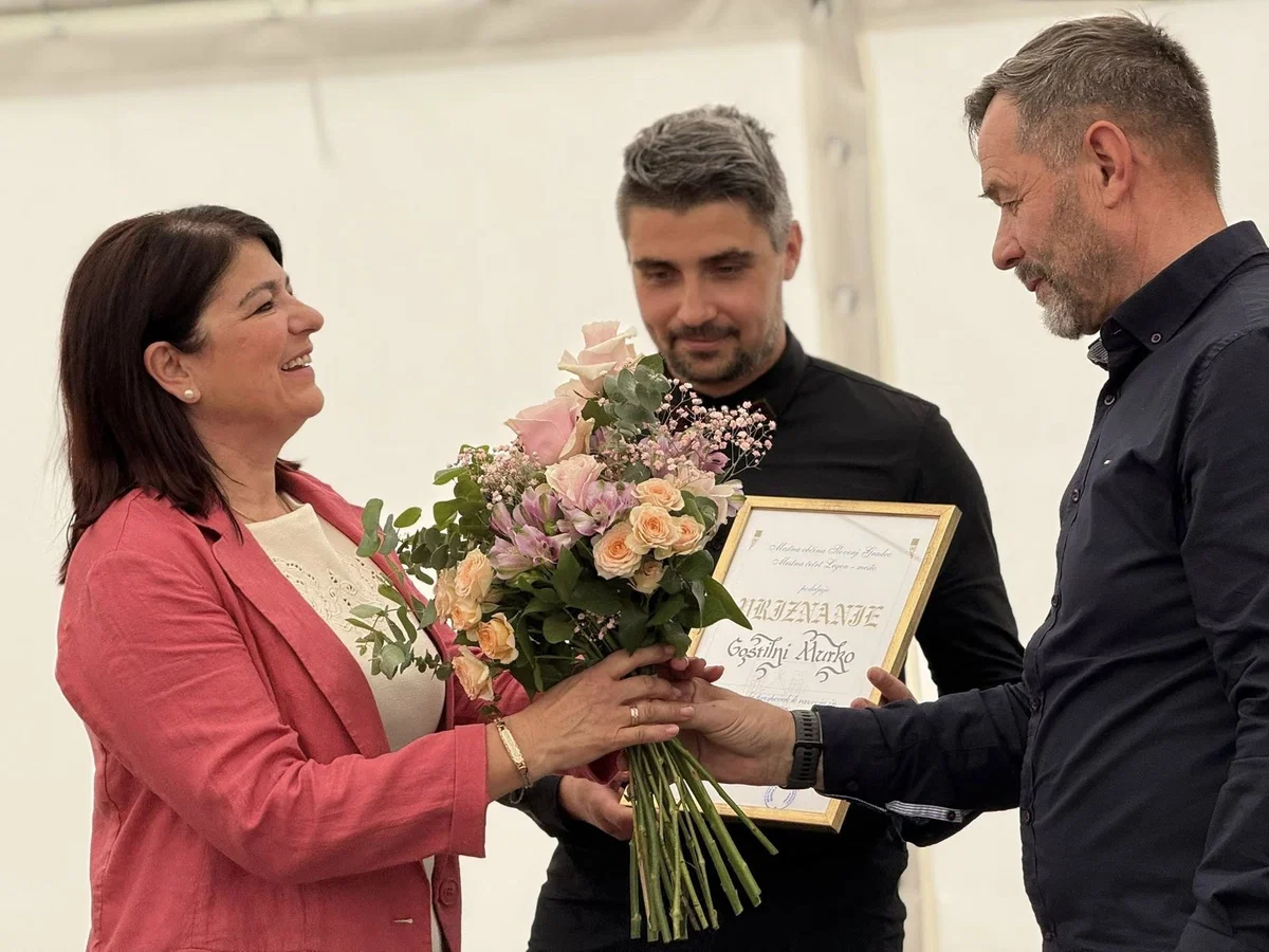 (FOTO) Gostilna Murko prejela priznanje Mestne četrti Legen-mesto