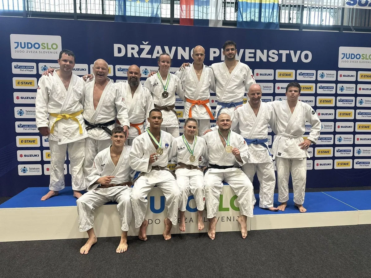 (FOTO) Izjemno: Trinajst kolajn iz treh prvenstev za koroške judoiste