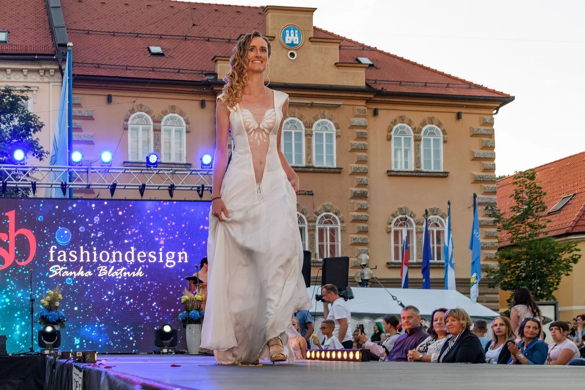 Modna revija lokalov mestnega jedra Slovenj Gradca se vrača v mesto