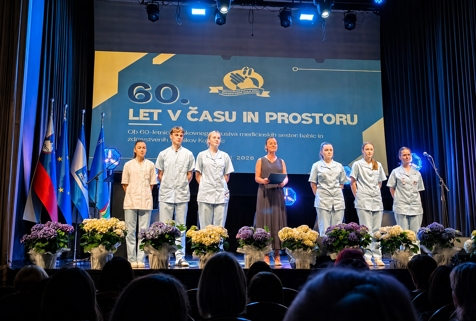 (FOTO) Strokovno društvo medicinskih sester, babic in zdravstvenih tehnikov Koroške praznovalo 60 let