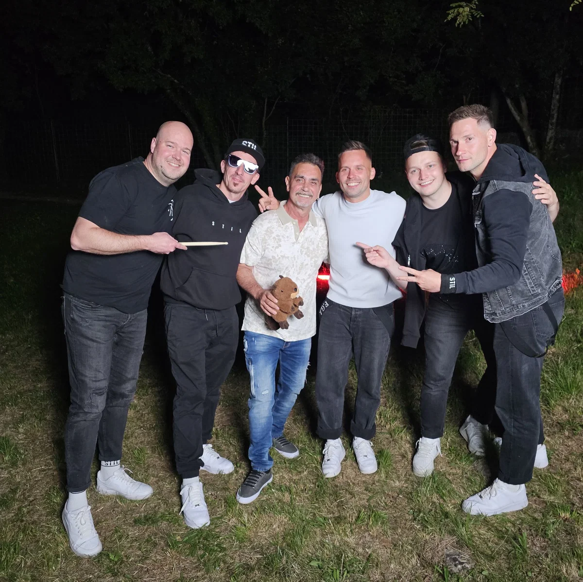 (VIDEO) Fredi Miler predstavlja nov hit poletja "Mici, Mici"