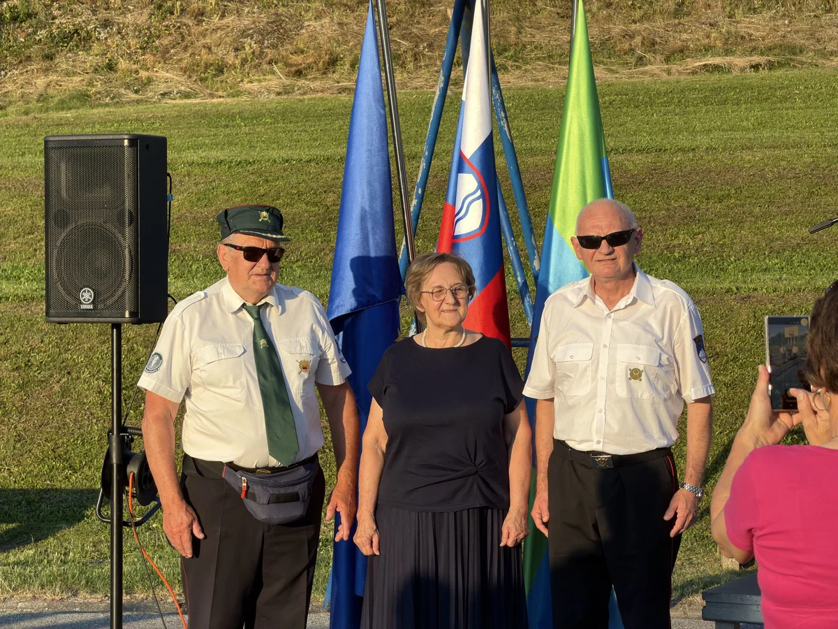 (FOTO) V Kotljah so s slovesnostjo obeležili Dan državnosti