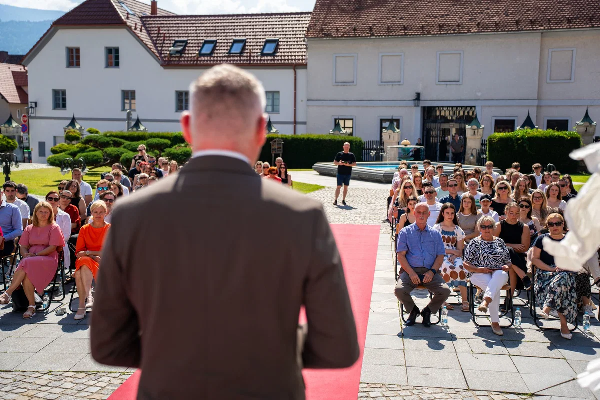 (FOTO) Odličnjakinje in odličnjaki prejeli priznanja župana Mestne občine Slovenj Gradec