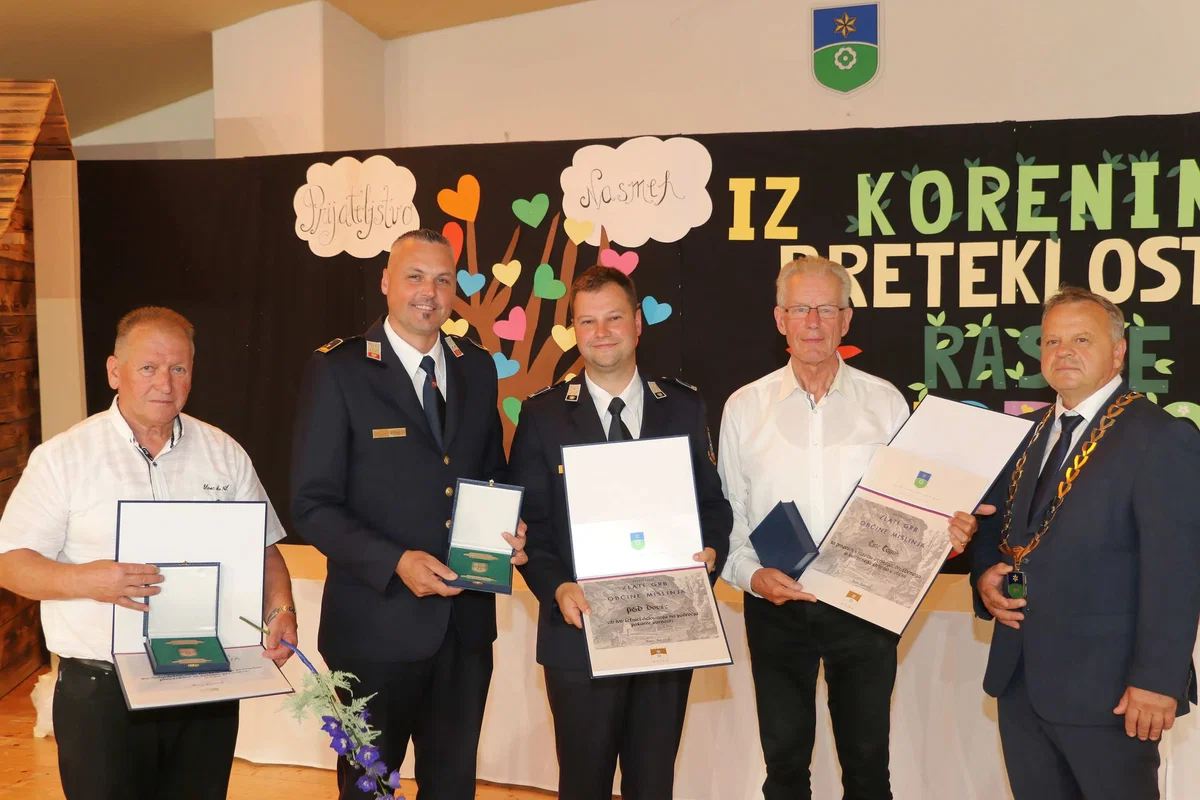(FOTO) Mislinja praznuje: Na svečani seji podelili občinska in športna priznanja 