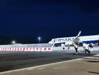 Dopustniška drama: Policija pričakala letalo s Korošico po pristanku 