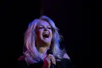 Umrla pevka skladbe Total Eclipse of the Heart Bonnie Tyler 