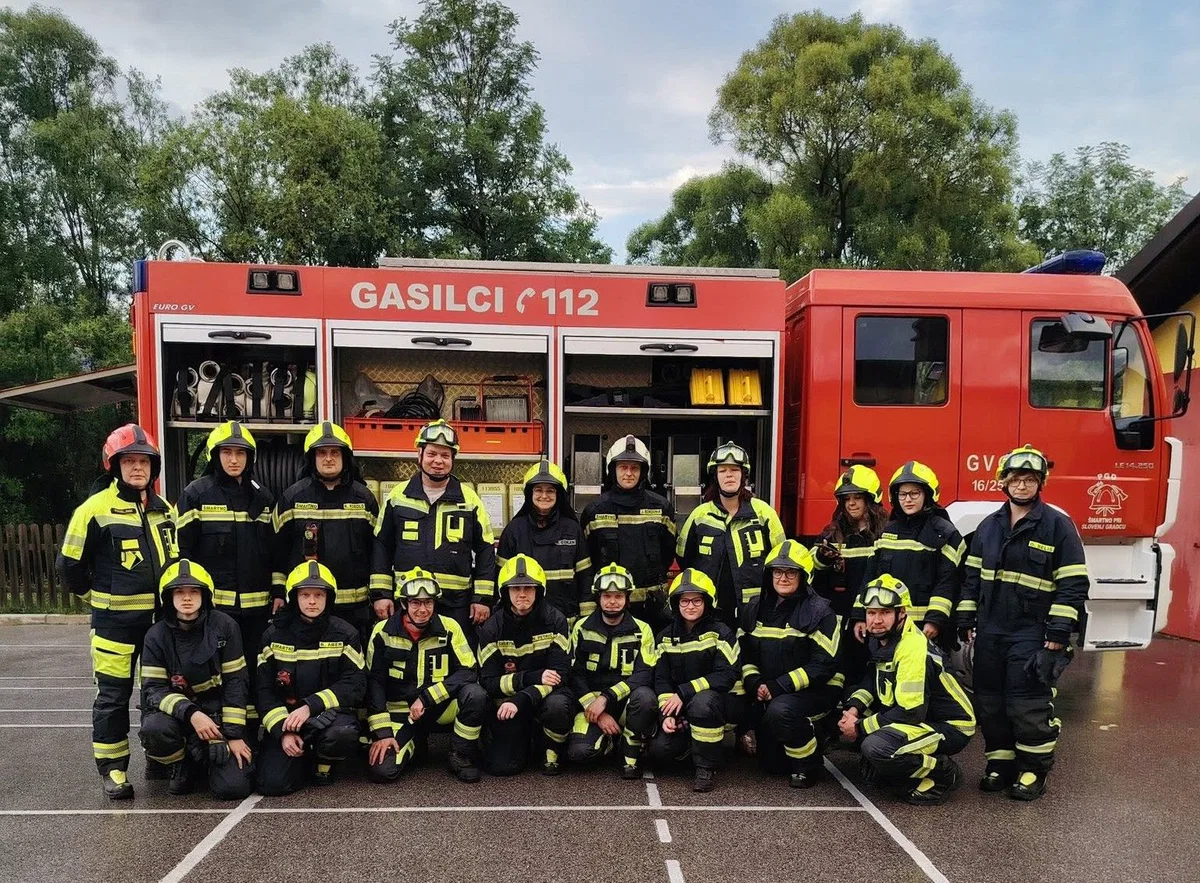 Najvišja občinska nagrada MOSG v roke PGD Šmartno, plakete trem organizacijam