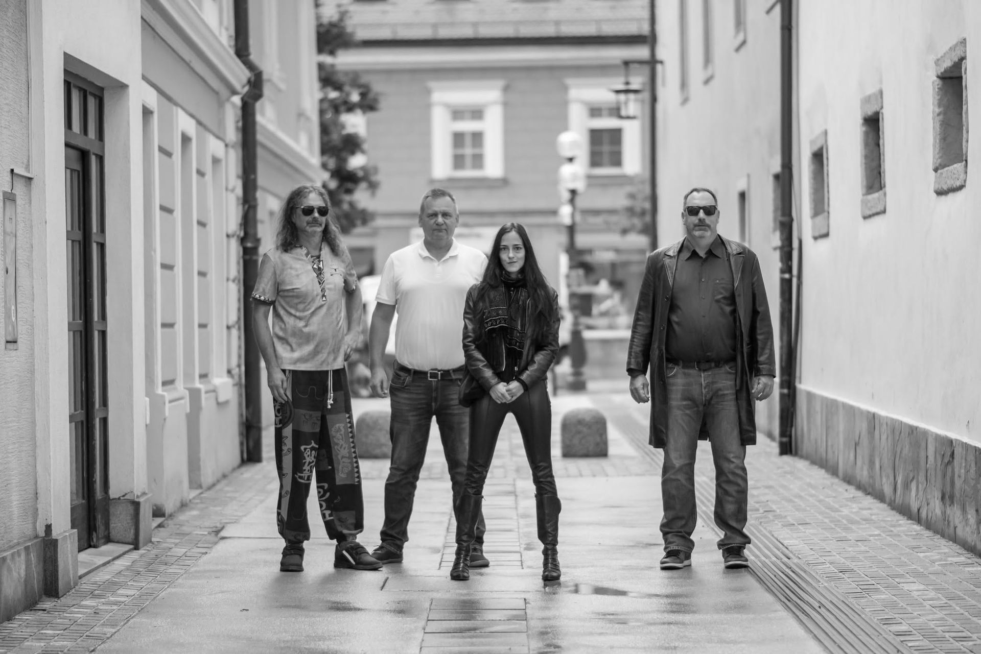 Doživite nepozaben glasbeni večer s Cestar Blues & Art Company v okviru Wolfovega poletnega festivala