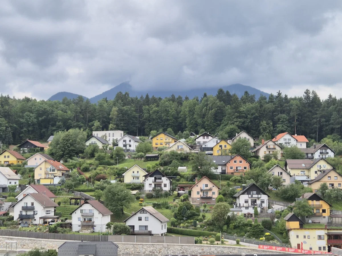 V septembru pričetek del za obnovo cestišča na Šancah