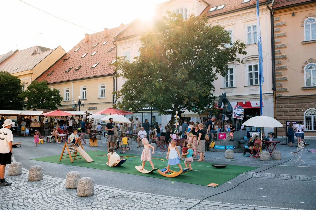 (FOTO) Festival Zebra otvoril filmski teden v velikem slogu