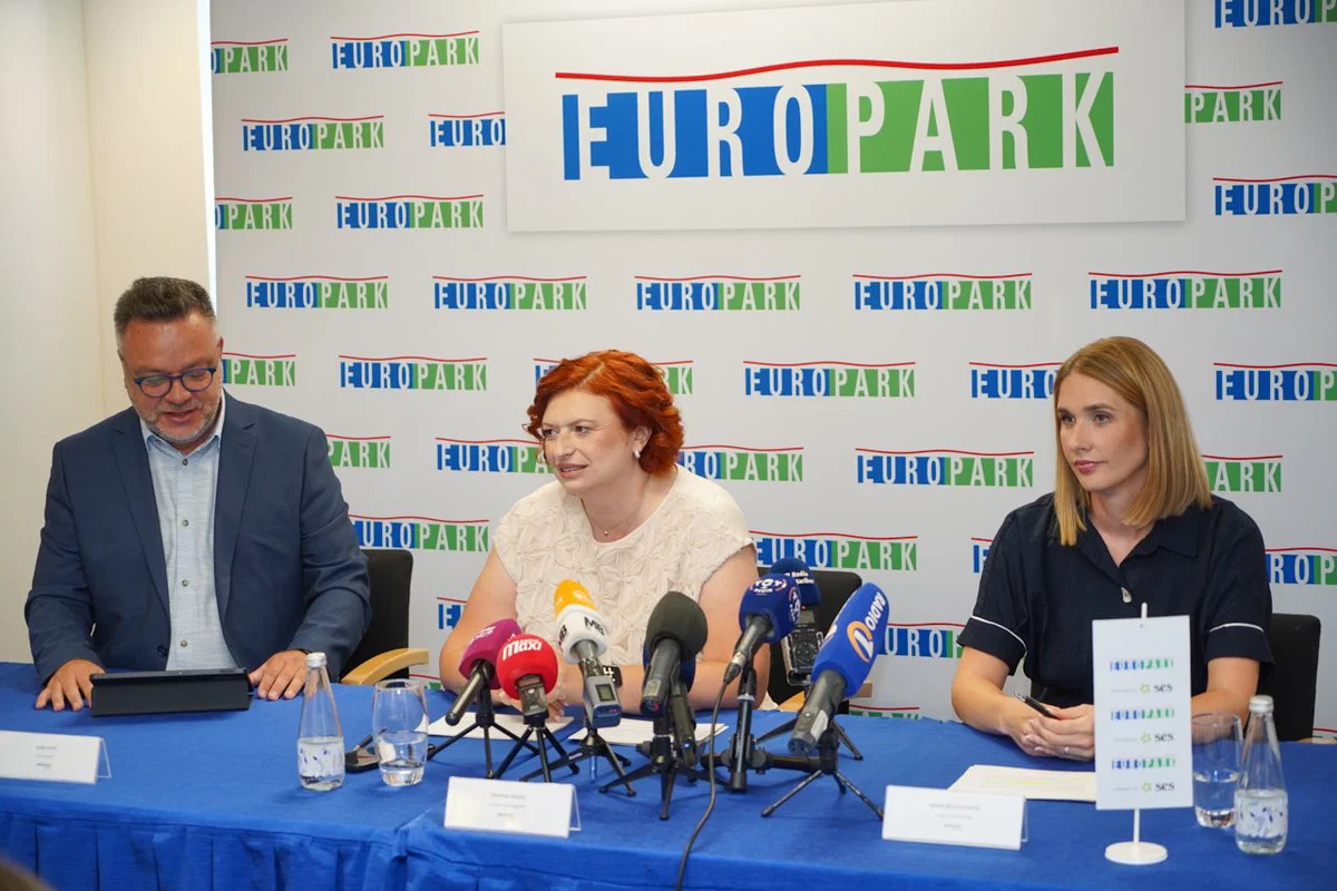 Europark že 26 let ostaja priljubljeno stičišče generacij, ki ga zaznamujejo razvoj, novosti in doživetja