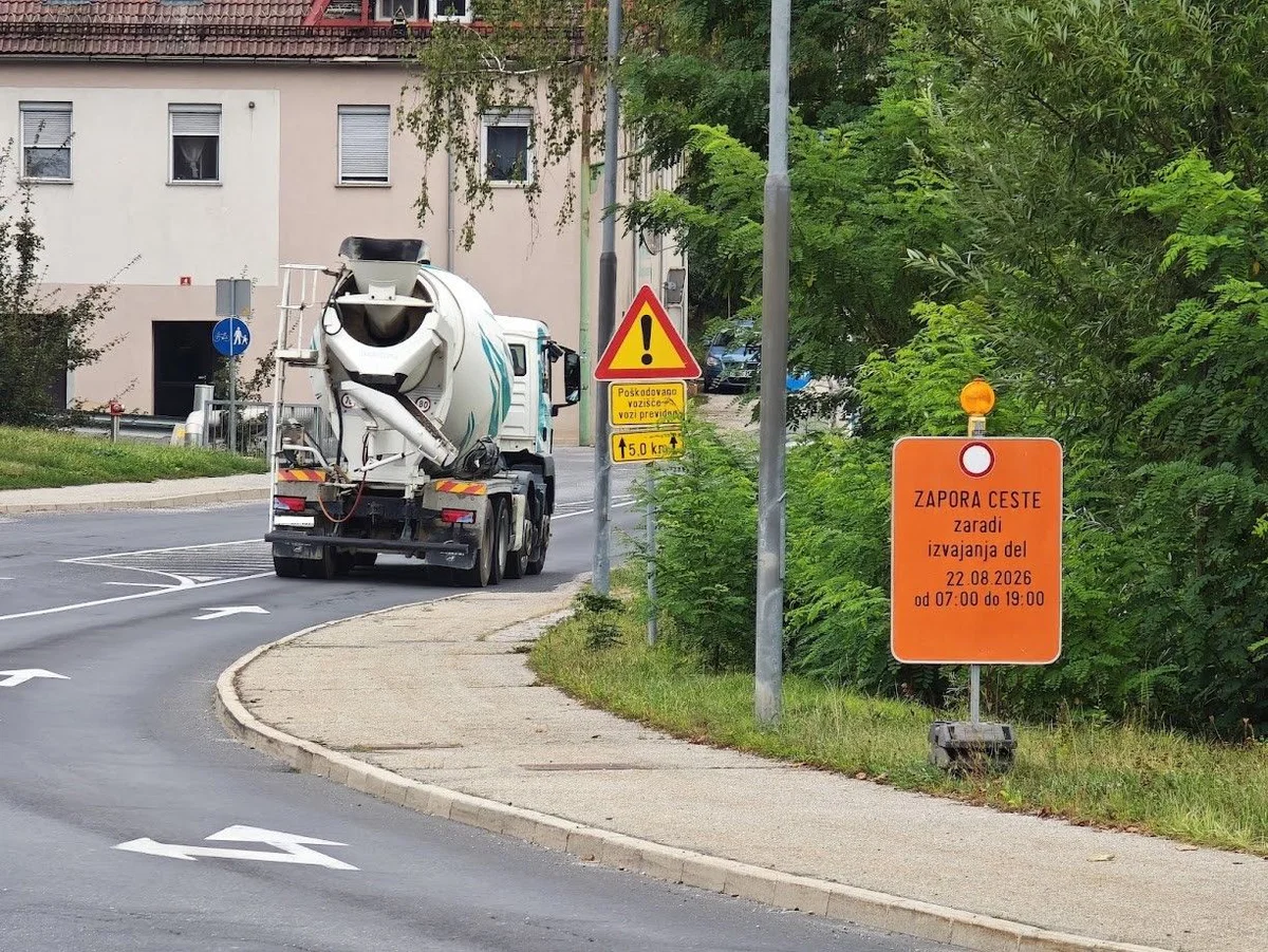 Cesta Ravne - Dravograd zaprta samo v soboto