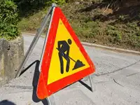 Z današnjim dnem začasna zapora ceste Slanikova bajta–Libeliče zaradi del