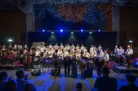 Serenade slovenskih popevk v Radljah: večer glasbe, spominov in spoštovanja ustvarjalnosti