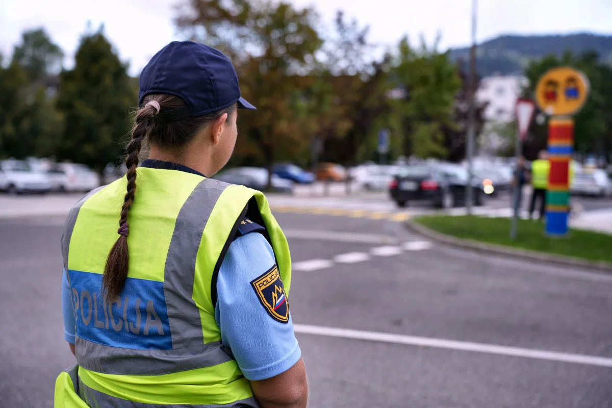 Policija svetuje: Naj bo pot v šolo vsak dan varna, ne le prvi šolski dan