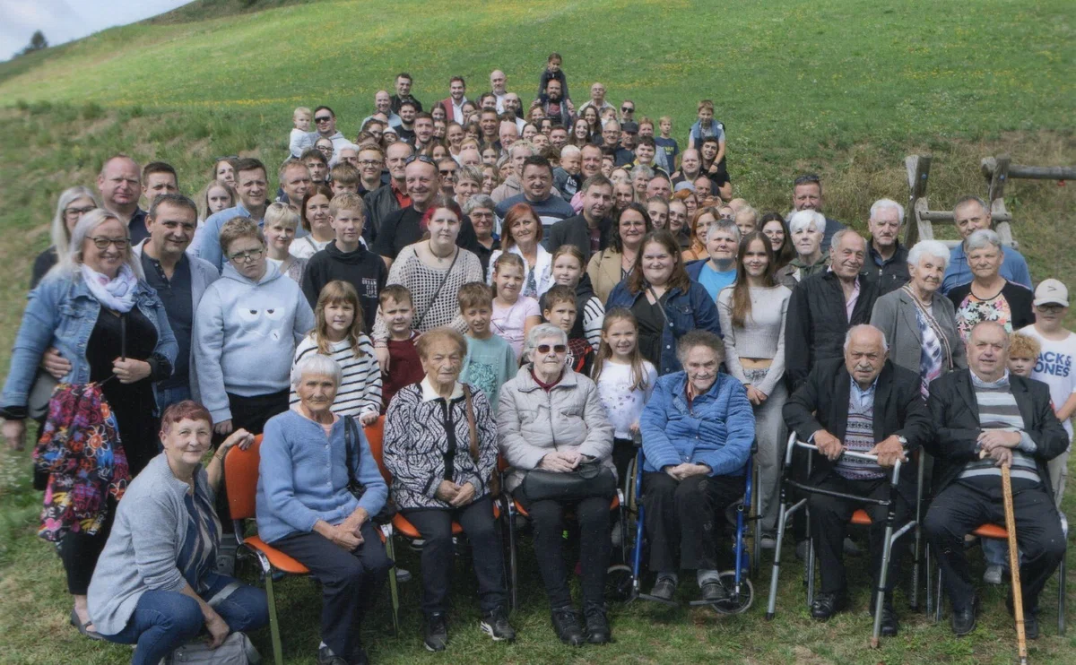Na Strojni se je zbralo Branatovo sorodstvo