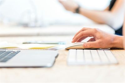 DIGITALNA DELAVNICA ZA STAREJŠE: VARNOST NA SPLETU